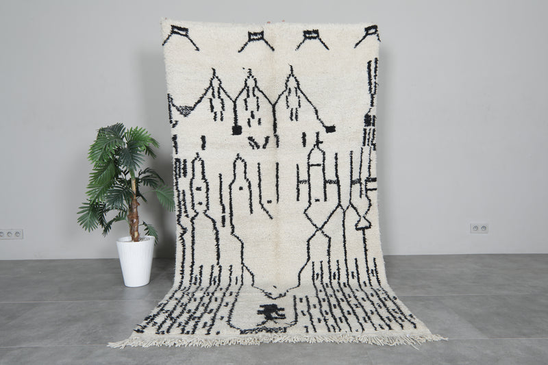 Black and White Beni Ourain Rug 4.8 FT X 8.5 FT