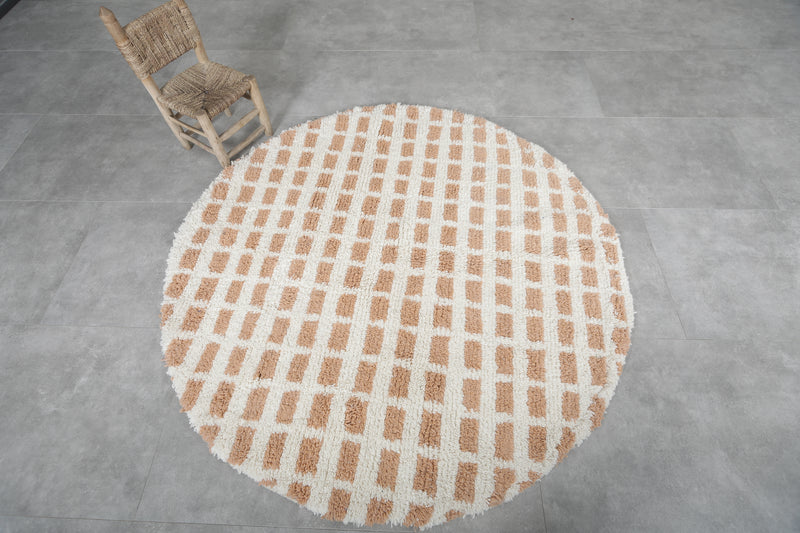 Round Moroccan Wool Rug 6 Feet – Unique Grid Design