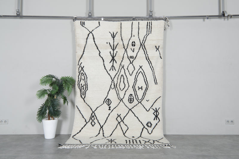 Black and White Rug 5.4 FT X 8.6 FT Beni Ourain Rug