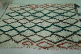 Moroccan berber rug 3.8 X 5.5 Feet - Boucherouite Rugs