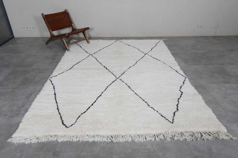 Diamond Moroccan Rug - 6.9 x 9.5 Feet | Handwoven Wool Luxury