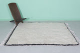 Berber handmade rug 4.7 X 6.7 Feet - minimalist design