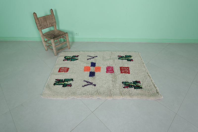 Small Azilal Rug - 3.2 x 4.6 Feet | Handmade Moroccan Wool Rug