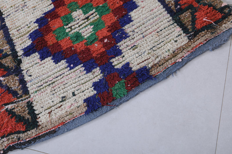 Moroccan berber rug 2.8 X 5.5 Feet - Boucherouite Rugs