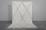 Diamond Moroccan Wool Rug - 5.3 x 8.2 Feet | Elegant Geometric Pattern