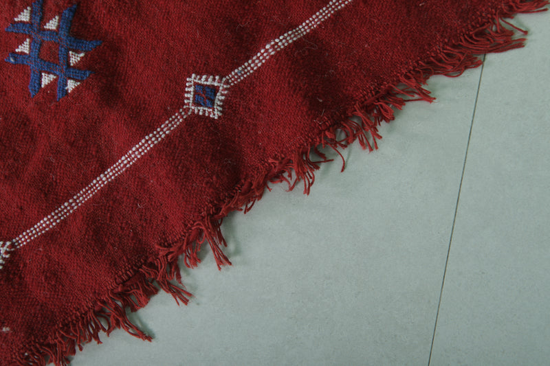 Handwoven Red Kilim Rug - 3.2 FT X 4.6 FT | Stunning Decor