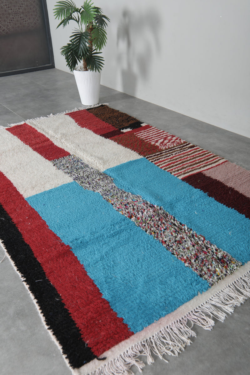 Handwoven Moroccan Rug - 4.6 x 7.1 ft Abstract Wool Design