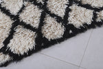 Moroccan Berber Rug 2.4 x 5.9 Feet - Handwoven Diamond Pattern