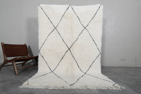 Diamond Moroccan rug 4.9 X 7.6 Feet