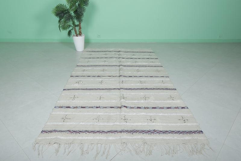 Moroccan Berber Blanket - Handwoven Luxury 4.8 ft x 8.8 ft