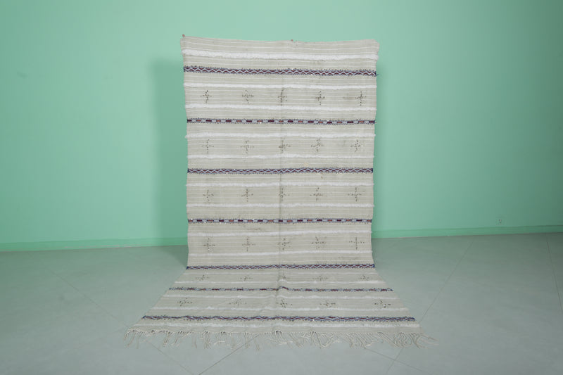 Moroccan Berber Blanket - Handwoven Luxury 4.8 ft x 8.8 ft