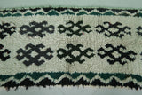 Moroccan berber rug 2.5 X 5.9 Feet - Boucherouite Rugs