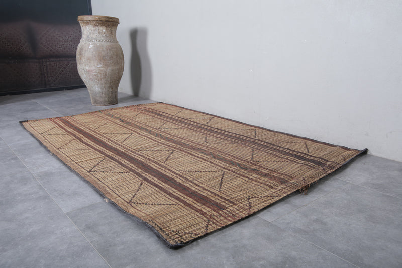 Tuareg rug 4.9 X 8 Feet