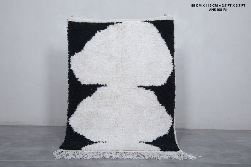 Black and White Moroccan Rug - 2.7 x 3.7 Feet | Bold Handwoven Design