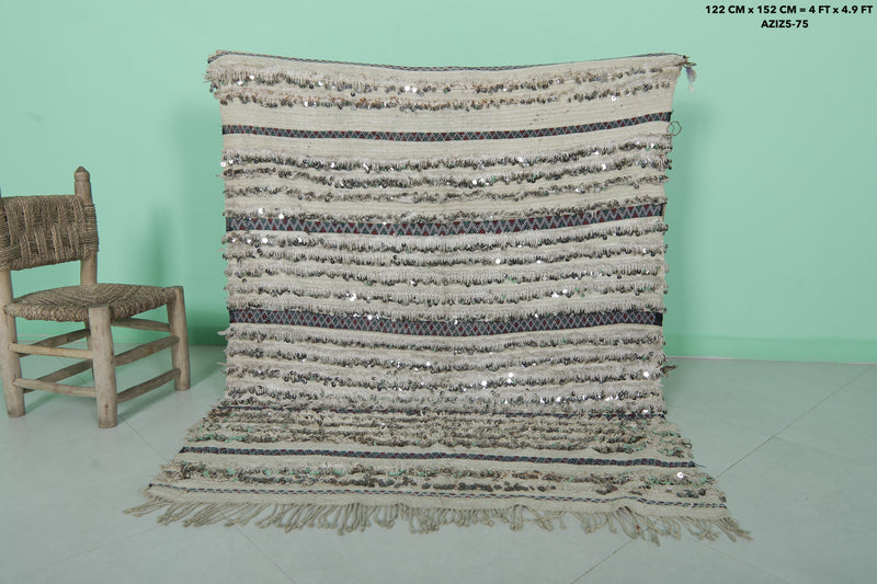 Tribal Berber Wedding Blanket - 4 FT x 4.9 FT | Handwoven Elegance