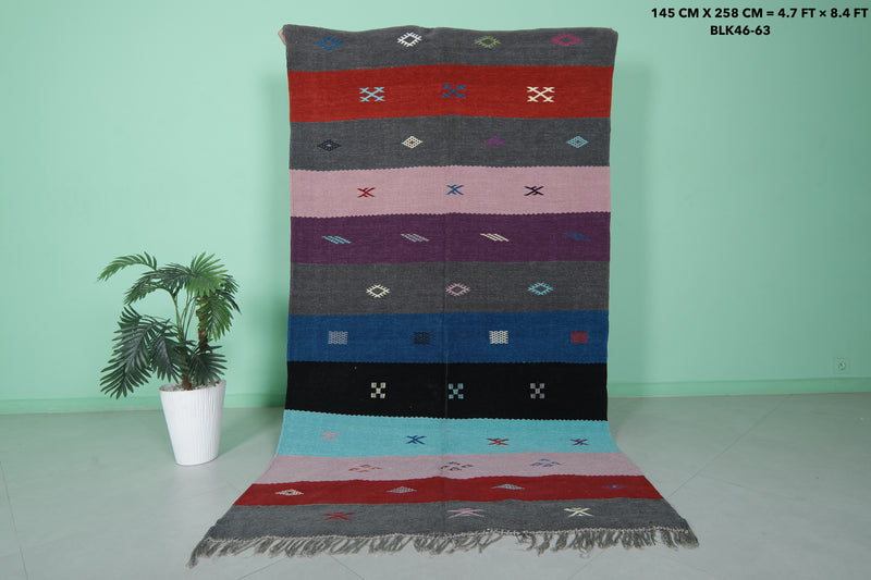 Handwoven Berber Kilim Rug 4.7 FT x 8.4 FT - Colorful Geometric Design