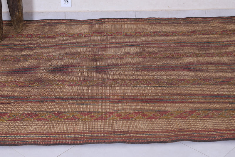 Tuareg rug 5.6 X 8.3 Feet