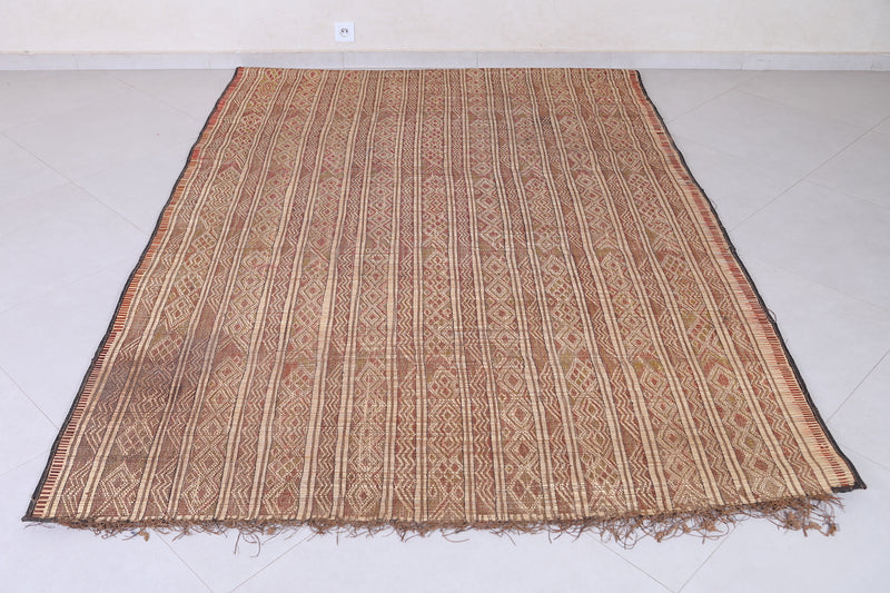 Tuareg rug 5.8 X 8.3 Feet