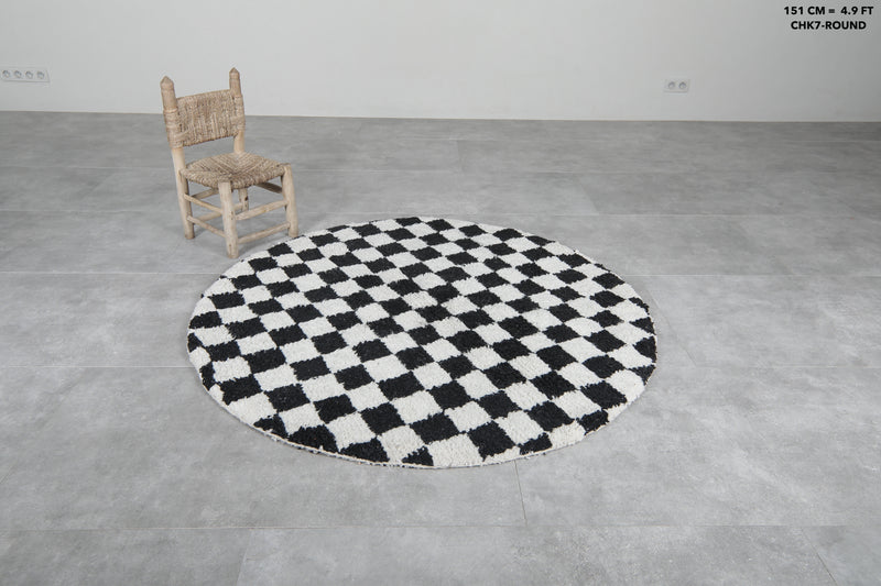 Round Moroccan Wool Rug - 4.9ft Black & White Checkerboard