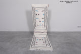 Moroccan berber rug 1.6 FT X 6.1 FT - 