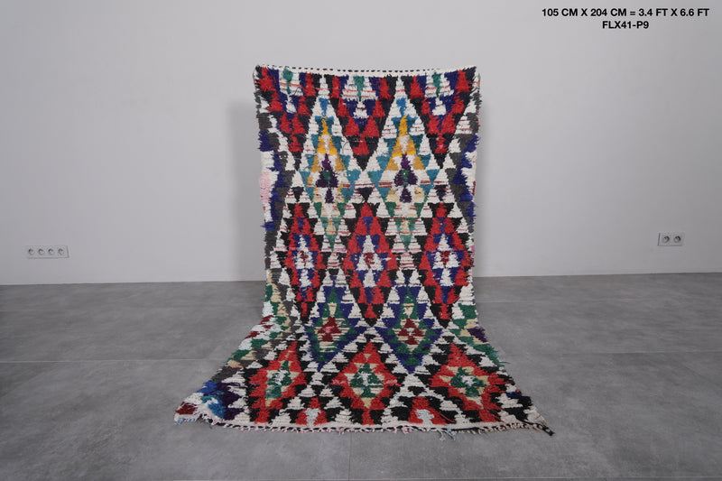 Handwoven Moroccan Rug with Geometric Pattern – 3.4 x 6.6 ft