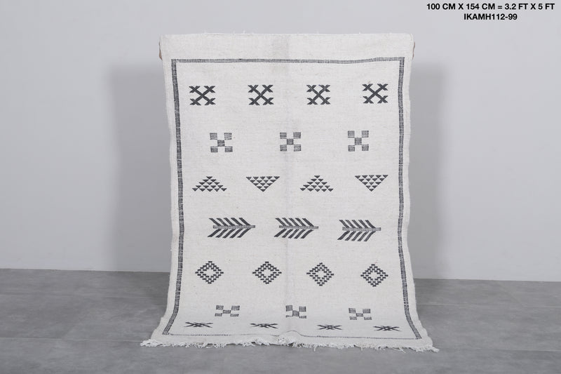 Handwoven Berber Kilim Rug - 3.2 FT X 5 FT | Moroccan Geometric Design