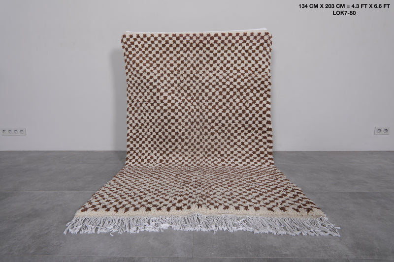 Handmade Moroccan Checkered Rug - 4.3 x 6.6 Feet - Azilal rugs