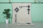 Moroccan Rug - 5 x 7 ft | White with Black Geometric Patterns