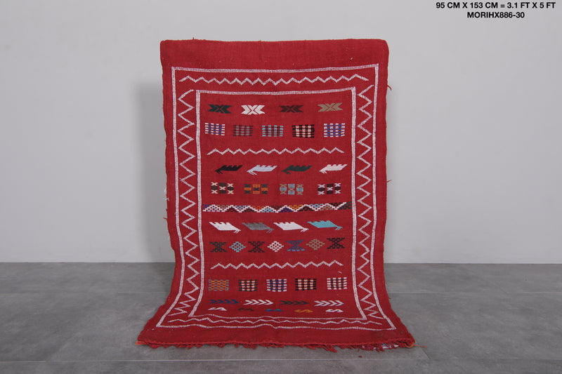 Red Vintage Handwoven Kilim Rug 3.1 FT X 5 FT - Traditional Elegance