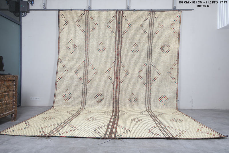 Tuareg rug 11.5 X 17 Feet