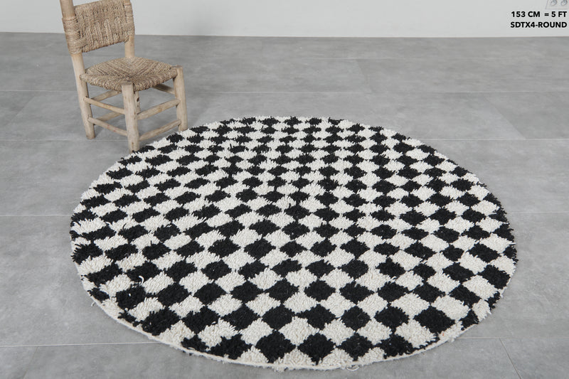 Round Moroccan Wool Rug - 5ft Black & White Checkerboard