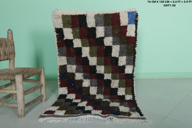 Small Checkered Rug – 2.4 x 3.9 ft | Handcrafted Elegance