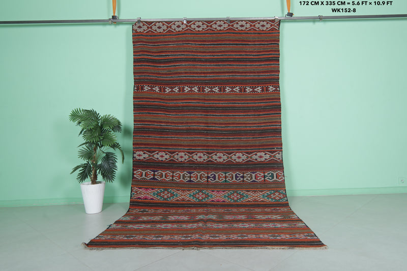 Large Handwoven Moroccan Kilim Rug - 5.6 FT × 10.9 FT