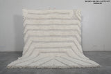 Moroccan Wool Rug - 6.8 x 8 Feet | Ivory Chevron Pattern