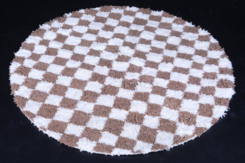 Checkered moroccan rug - handmade round rug