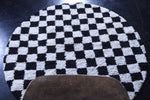 Round checkered rug - round rug