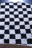 Round checkered rug - round rug