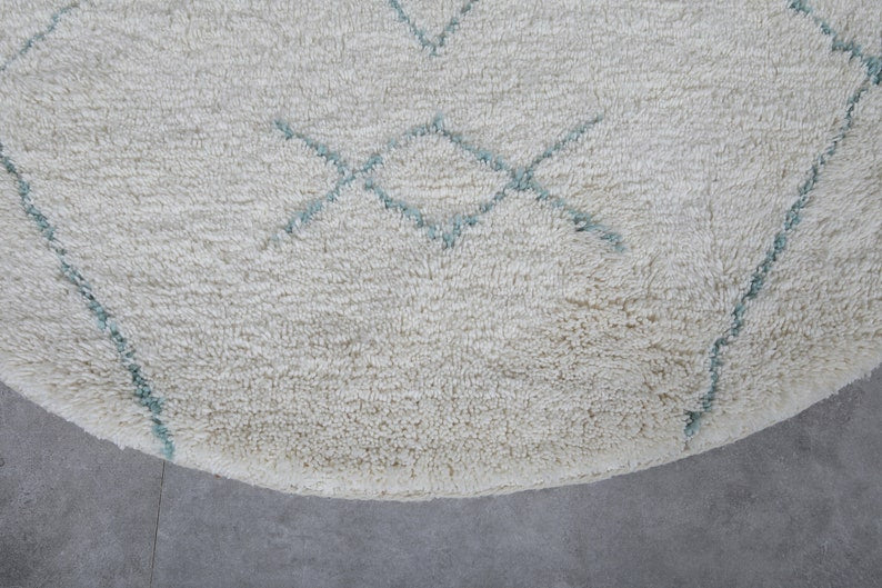 Hand knotted round rug - morocco rug