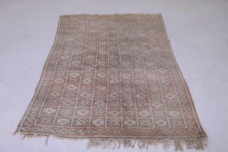 Vintage moroccan rug 3.7 X 6.2 Feet