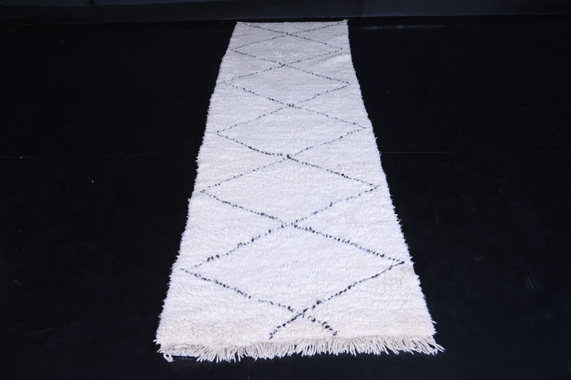 White Moroccan Hallway Rug 2.6 x 9.5 Feet