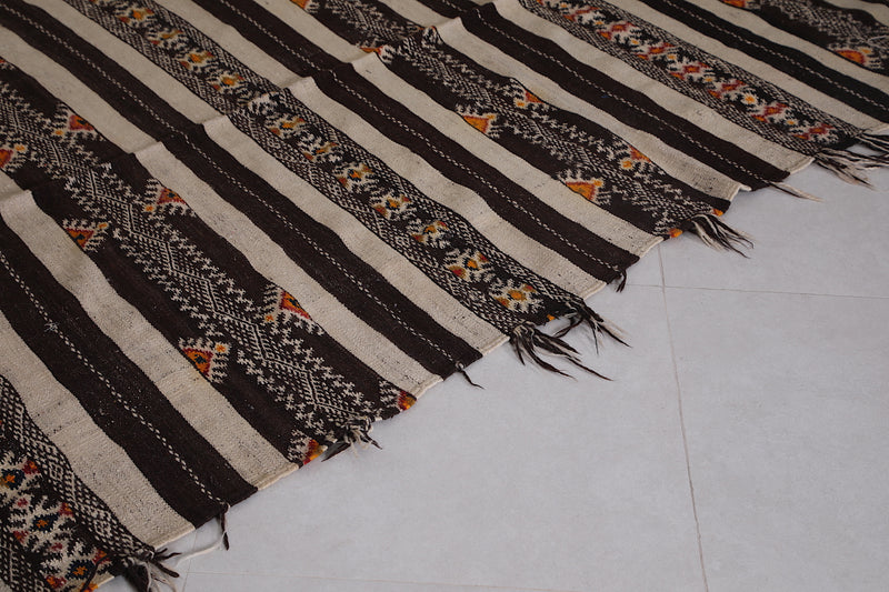 Handwoven kilim rug 4.5 ft x 8.5 ft