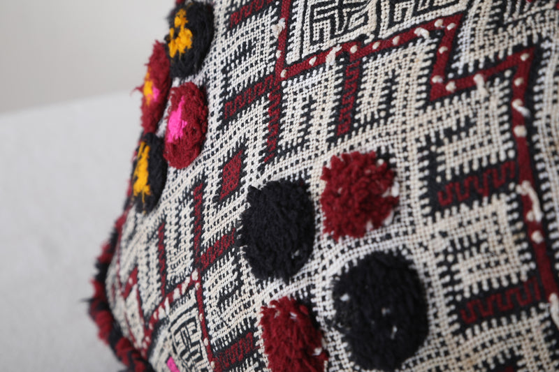 kilim pillow 16.9 INCHES X 18.8 INCHES