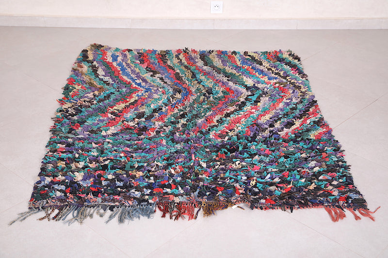 moroccan boucherouite rug 4.5 X 5.3 Feet