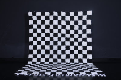 Shaggy black and white checkers rug 6.9 X 9.8 Feet