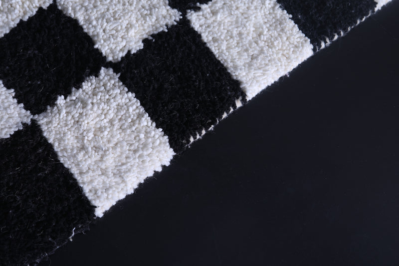 Shaggy black and white checkers rug 6.9 X 9.8 Feet