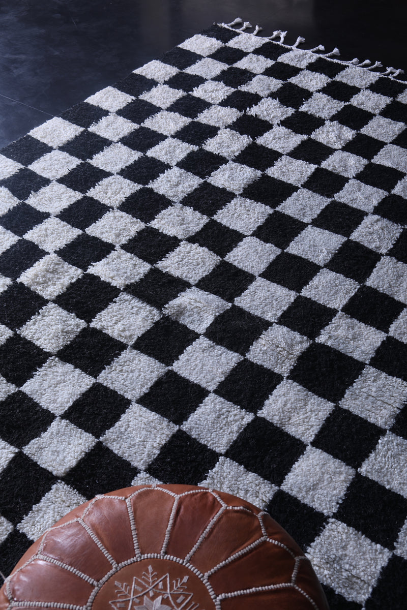 Shaggy black and white checkers rug 6.9 X 9.8 Feet