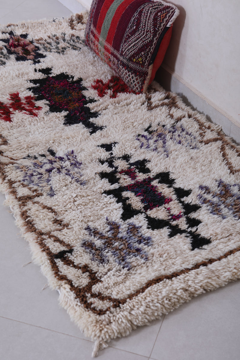 Vintage handmade moroccan berber runner rug 2.4 FT X 5.9 FT