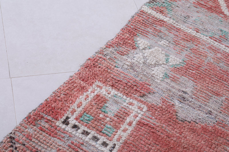 Vintage handmade moroccan berber runner rug 2.9 FT X 7.4 FT