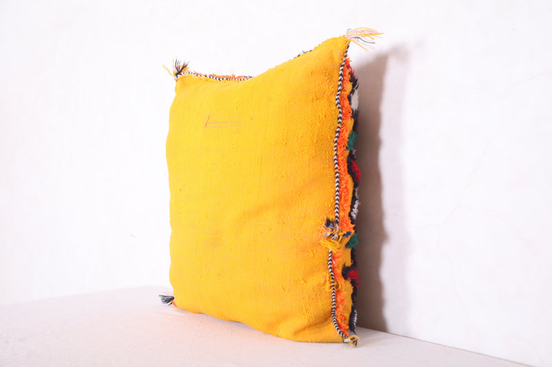 Berber pillow 18.5 INCHES X 19.2 INCHES