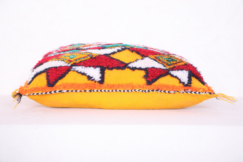 Berber pillow 18.5 INCHES X 19.2 INCHES